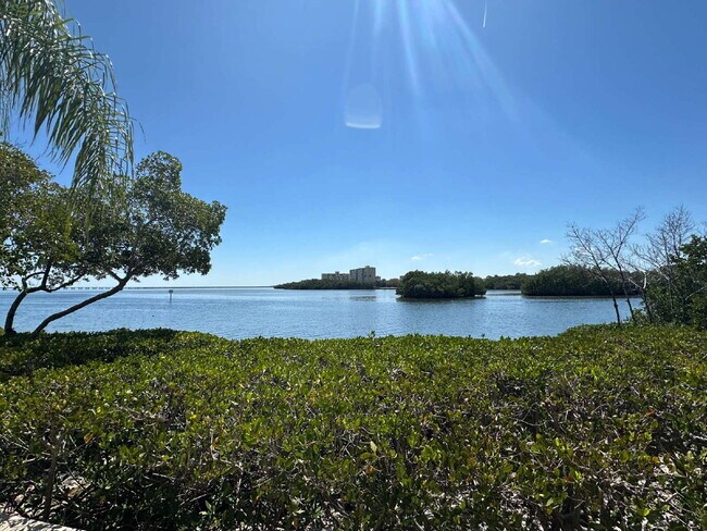 Building Photo - 2755 Via Capri