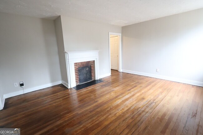 Building Photo - 829 Matheson Rd