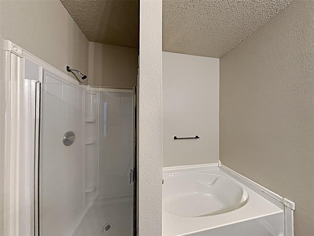 Building Photo - 2006 Brook Meadow Dr