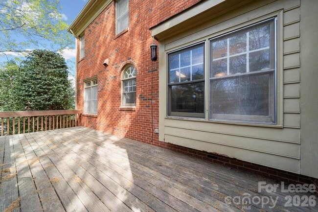 Building Photo - 214 Southern Cross Ln