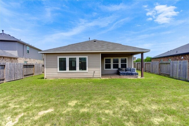 Building Photo - 20951 New Proper Dr