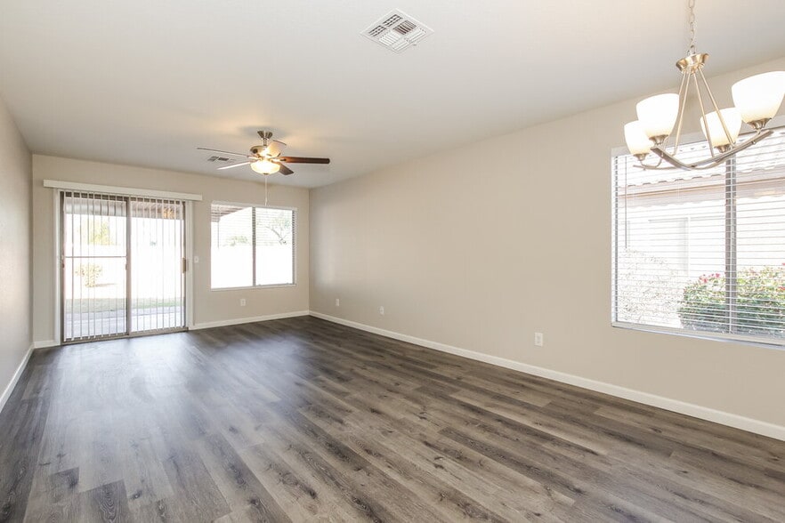 Building Photo - 16218 W Woodlands Ave