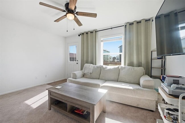 Building Photo - 625 Marty Allen Lp