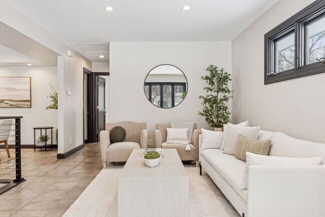 Building Photo - Gorgeous Like New Remodeled Edina Beauty w...