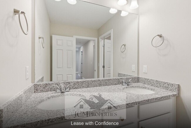 Building Photo - 104 Lambert Fld