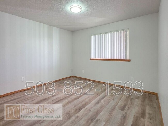 Building Photo - 2226 19th Ave