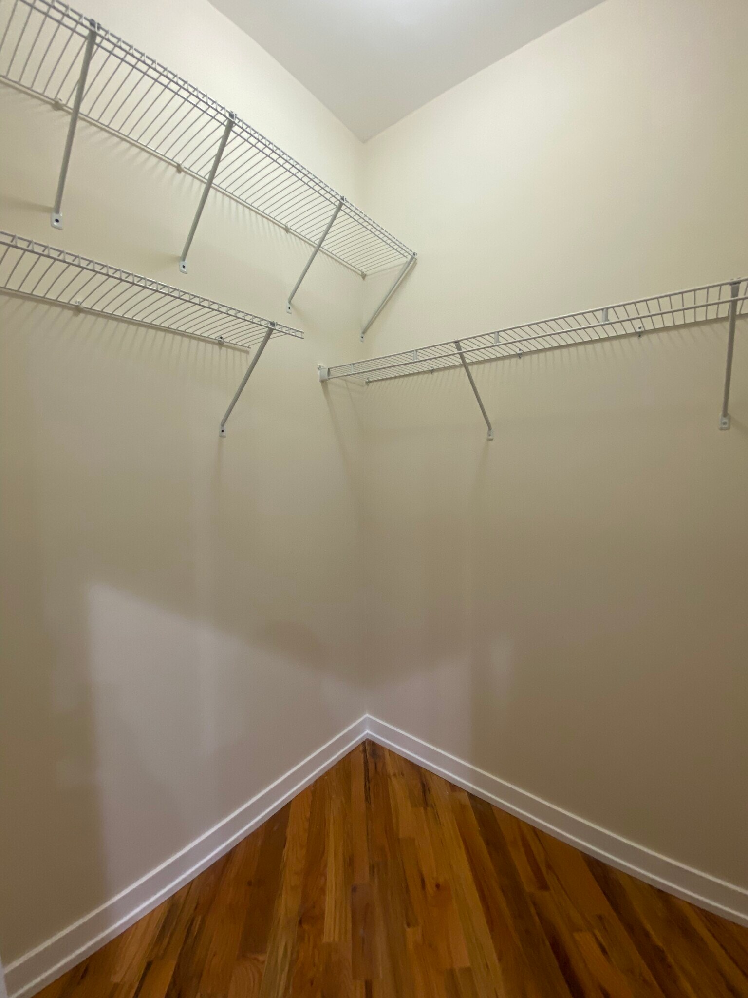 Building Photo - 2986 N Elston Ave