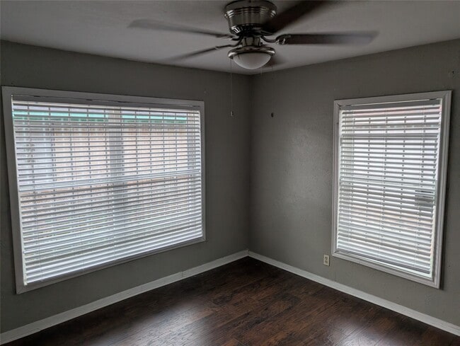 Building Photo - 3203 Eastex Fwy