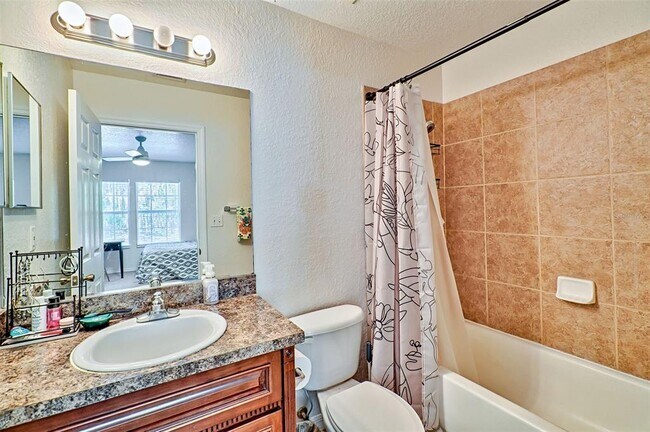 Building Photo - 2710 NW 104th Ct