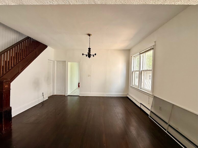 Building Photo - 296 Crestview Pl