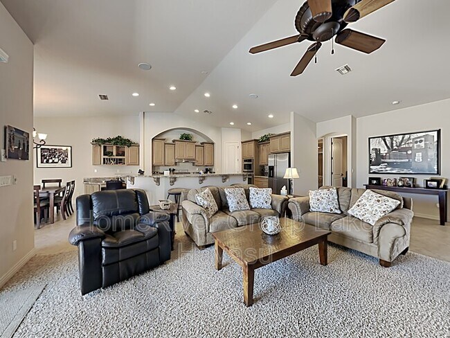 Building Photo - 1890 Ranchito Dr