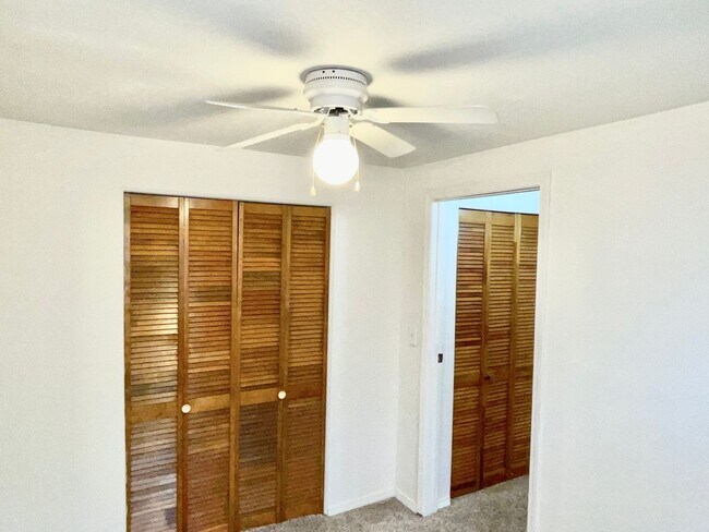 Building Photo - Fantastic Multi-Level Single Family Home i...