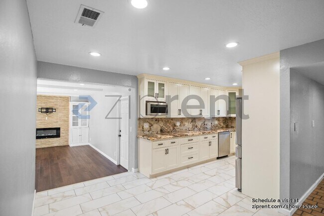 Building Photo - 6186 Alvord Way