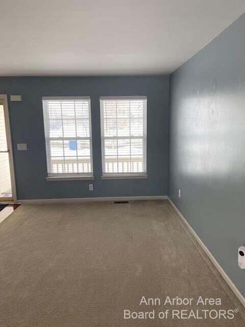 Building Photo - 8312 N Warwick Ct