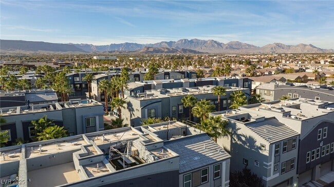 Building Photo - 9050 W Tropicana Ave