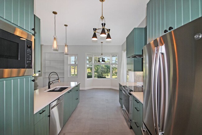 Building Photo - Calusa Lakes Annual Home for Rent