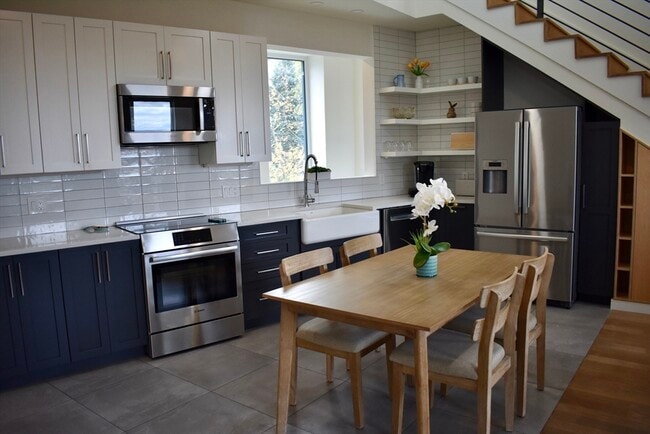 Building Photo - 78-80 Fort Ave