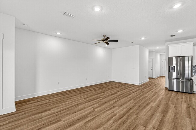 Building Photo - 36 Gray Owl Dr