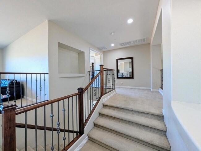 Building Photo - 27321 N Gidiyup Trail