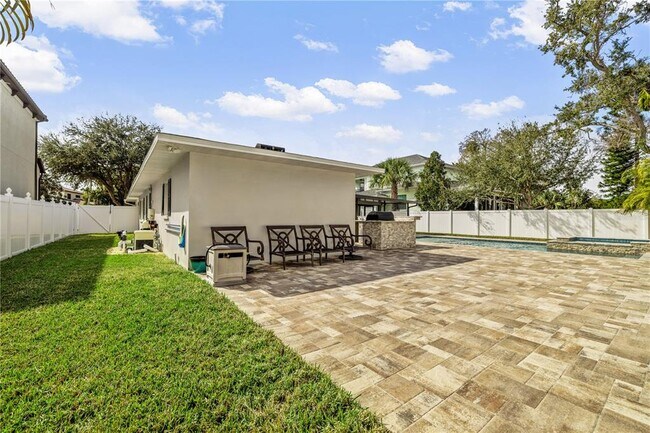 Building Photo - 5009 W Neptune Way