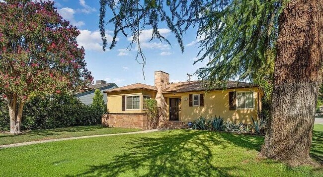 Building Photo - 2453 Alder St