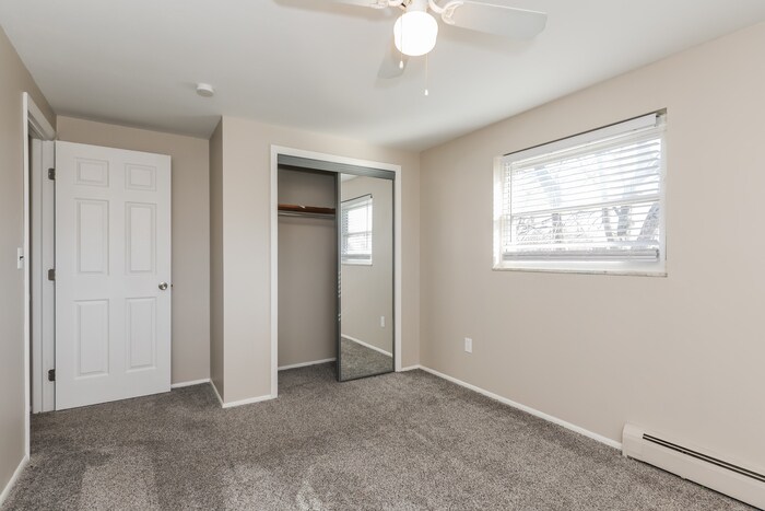 Building Photo - 8630 Meadowlark Dr