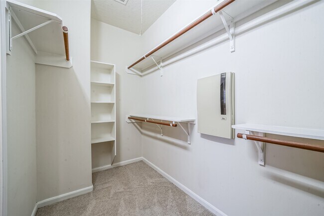 Building Photo - 1117 St Agnes St