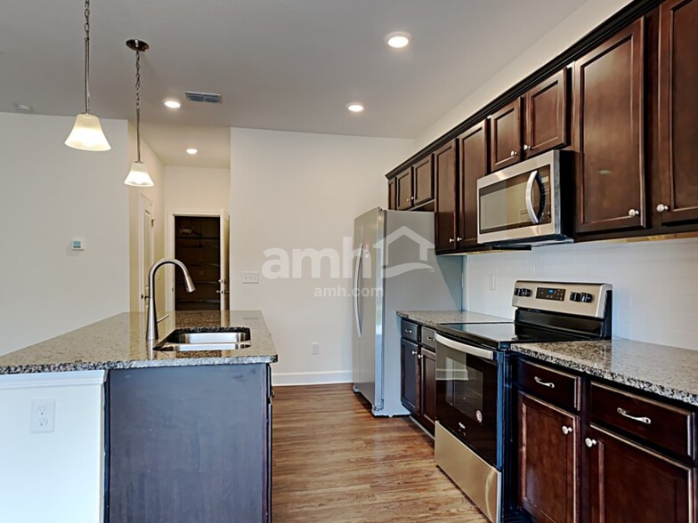Building Photo - 2849 Calebs Cove Way