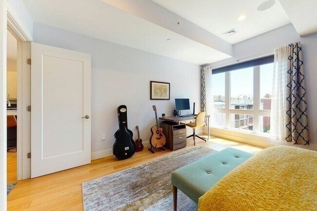 Building Photo - 488 Dorchester Ave