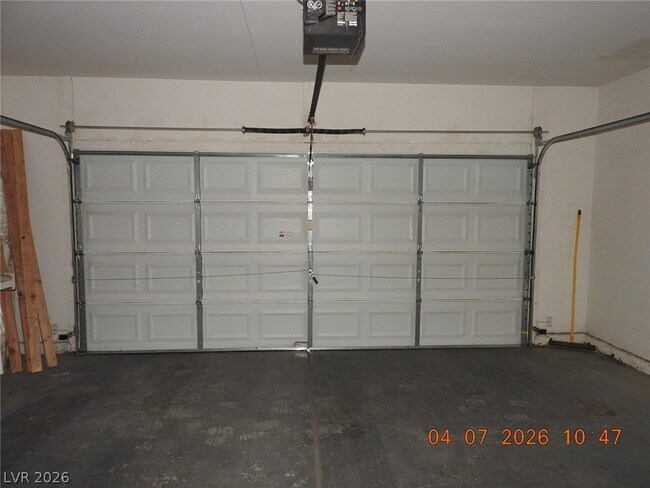 Building Photo - 9195 Briarthorne St