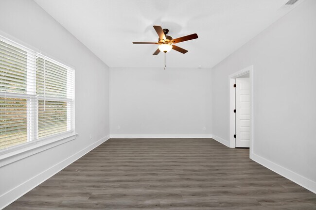 Building Photo - 5087 San Pedro Ct
