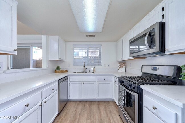 Building Photo - 4508 Apricot Rd