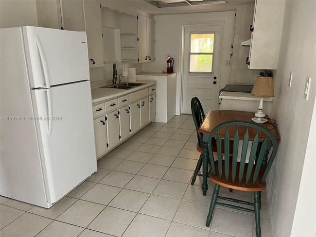 Building Photo - 1340 Piney Rd