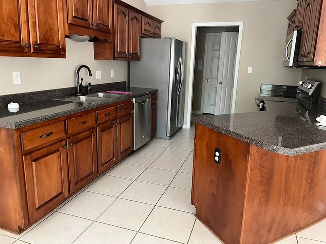 Building Photo - 11696 Accord Cove