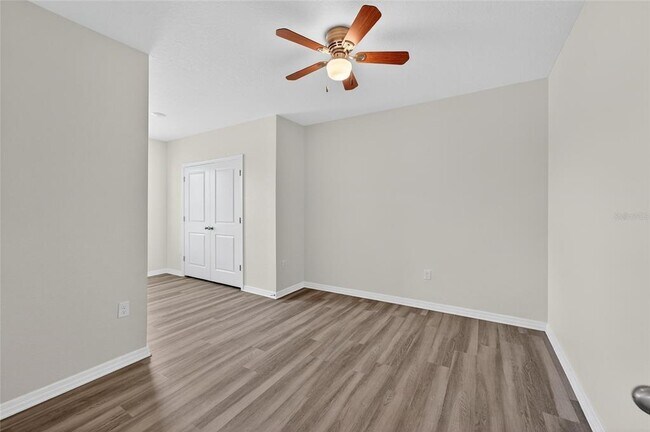 Building Photo - 5068 Captain Davis Dr