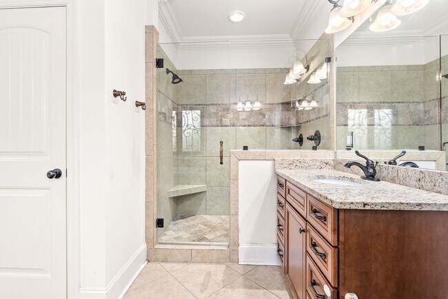 Building Photo - 1101 Blackman Cir