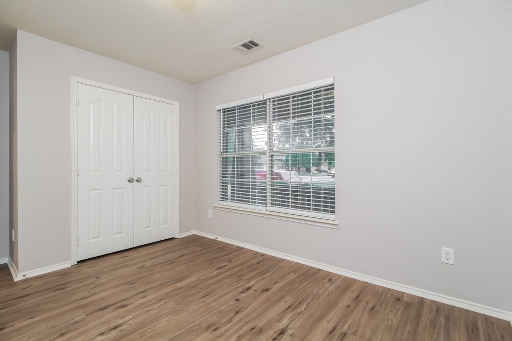 Building Photo - 1820 Marlin Dr