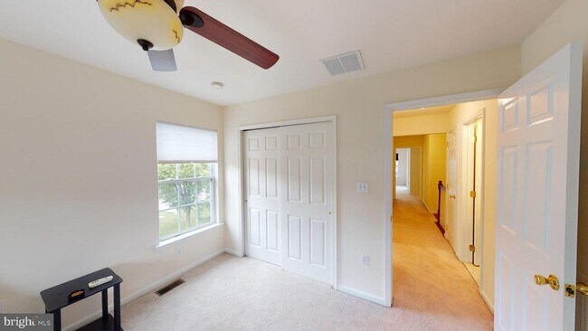 Building Photo - 206 Concord Pl