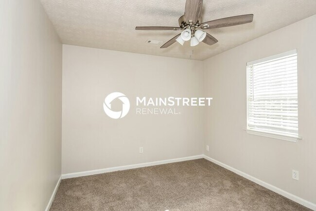 Building Photo - 3 Bedroom Pet-Friendly Home in SHARPSBURG,...