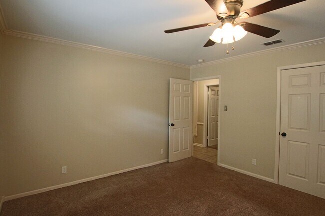 Building Photo - 316 Clemson Dr