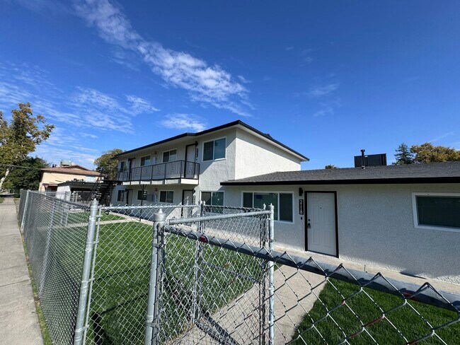 Building Photo - 2118 N Glenn Ave