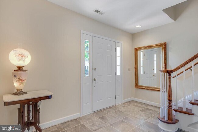 Building Photo - 28504 Sawgrass Ct