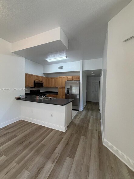 Building Photo - 3335 Palomino Dr