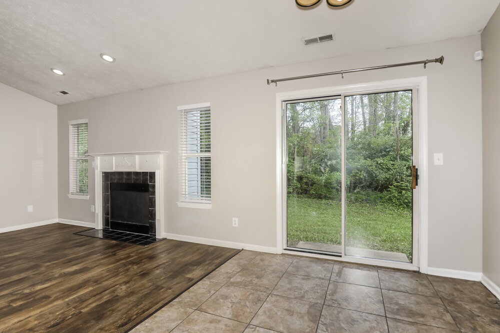 Building Photo - 1947 Mare Ave