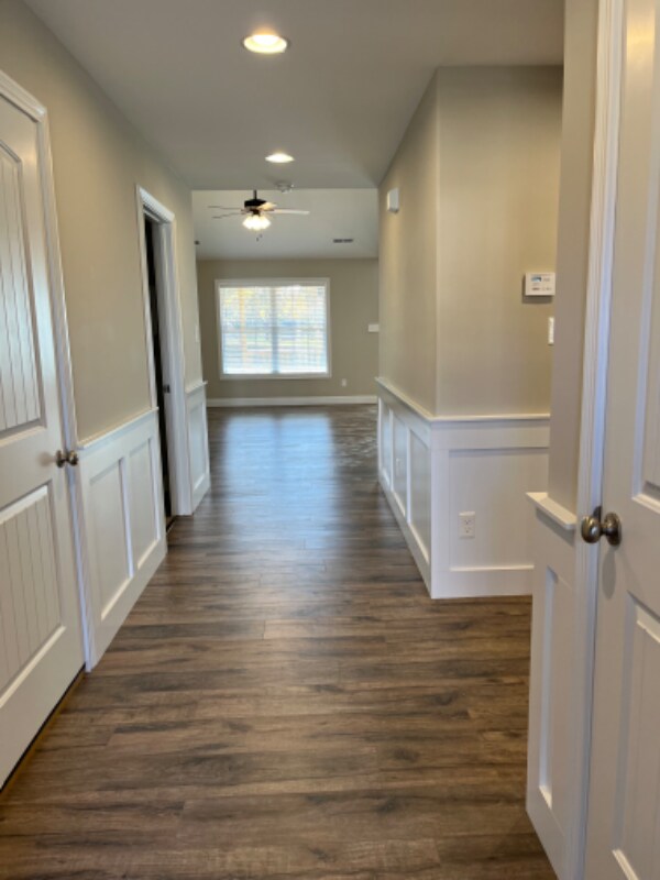 Building Photo - 7101 Nans Creek Way