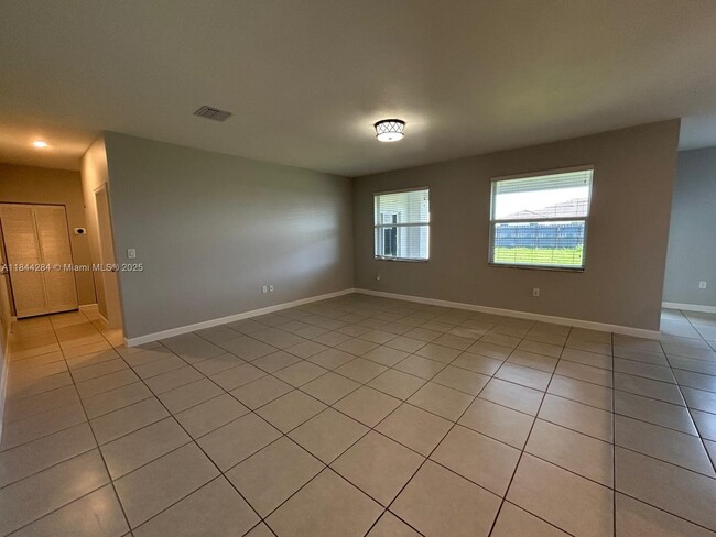 Building Photo - 16740 SW 290th Ln