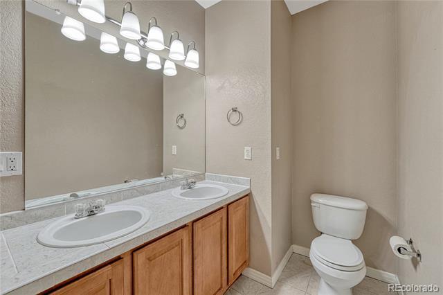 Building Photo - 9558 Pearl Cir