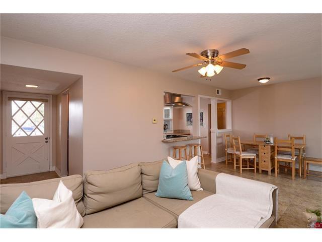 Building Photo - 1535 E Everett Pl