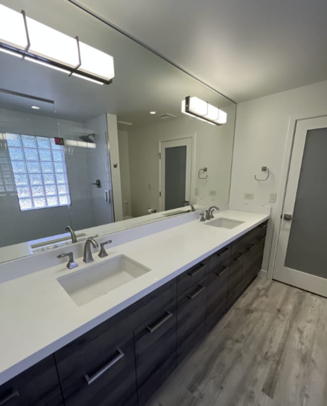 Building Photo - READY TO VIEW NOW! Elevated Elegance: Remo...