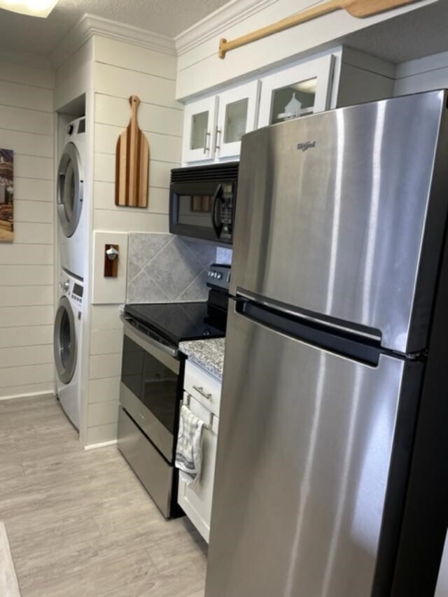 Building Photo - 801 River Rd